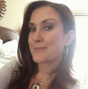 Meet your Posher, Selia